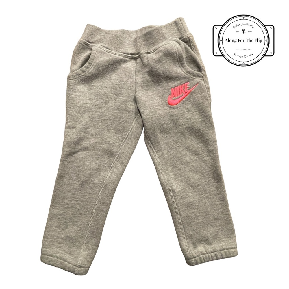 Nike Girl’s Sweatpants for Toddlers 2T Grey